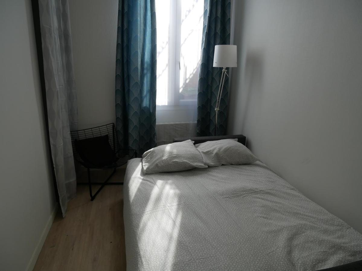 Modern 1 Bedroom Apartment Near The Metro. Ivry-sur-Seine Esterno foto