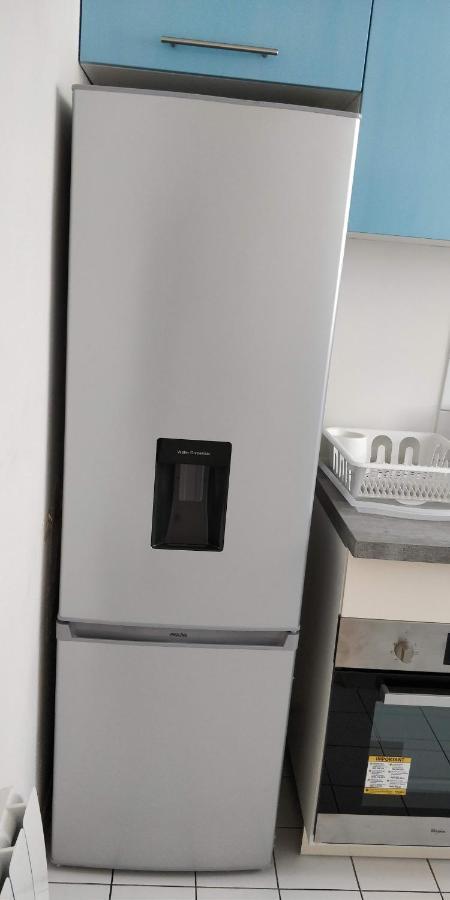 Modern 1 Bedroom Apartment Near The Metro. Ivry-sur-Seine Esterno foto