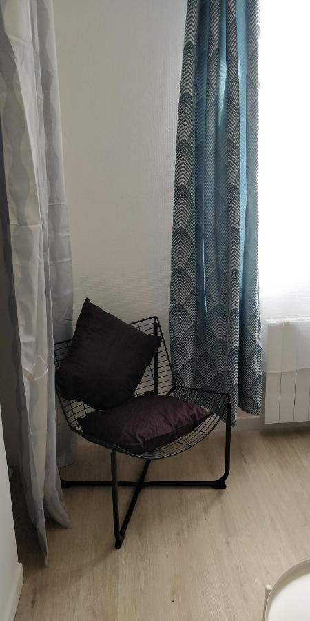 Modern 1 Bedroom Apartment Near The Metro. Ivry-sur-Seine Esterno foto